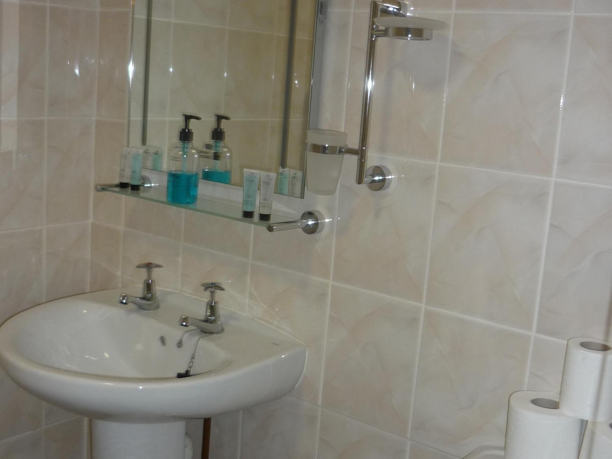 Old Kings Head Hotel Broughton in Furness Room photo